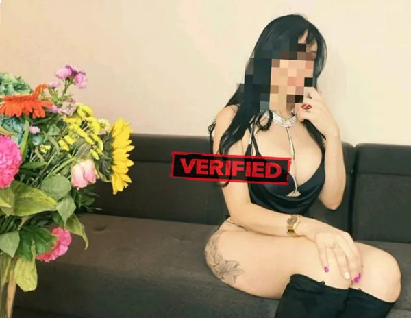 Lori pornostarr Find a prostitute Valenza